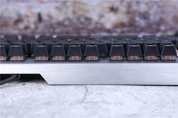 真机械键盘：手感能以假乱真吗？开元棋牌app机械手感键盘对比(图2)