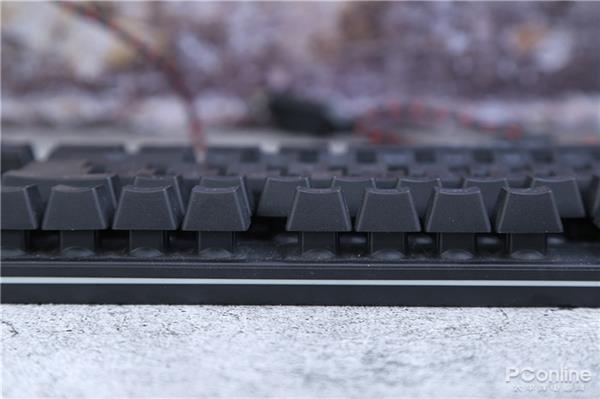 真机械键盘:手感能以假乱真吗?开元棋牌app机械手感键盘对比(图4) 真机械键盘:手感能以假乱真吗?开元棋牌app机械手感键盘对比(图4)