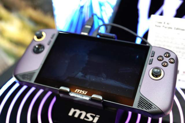 功耗释放 CES现场体验微星游戏产品线新品开元棋牌1665mm超薄设计 300W极限(图2)